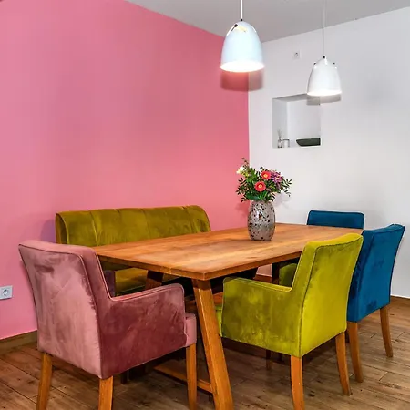 Appartement Lovely In Šibenik