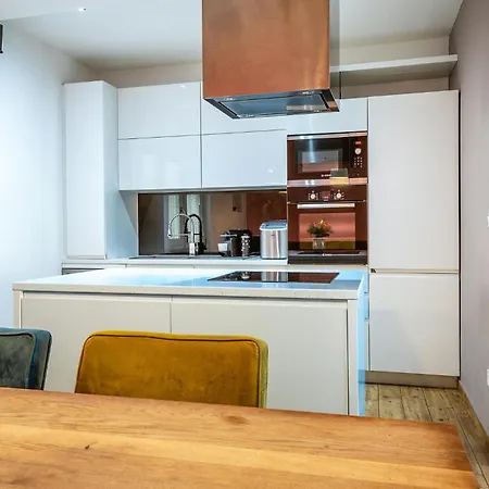 Διαμέρισμα Lovely In Σίμπενικ