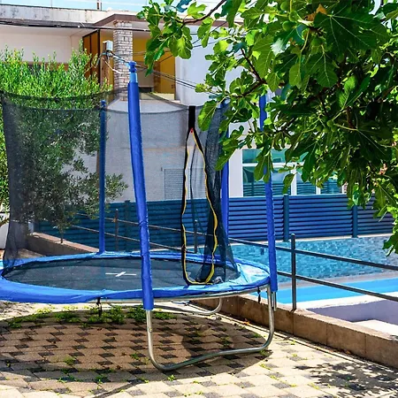 Lovely In Apartament