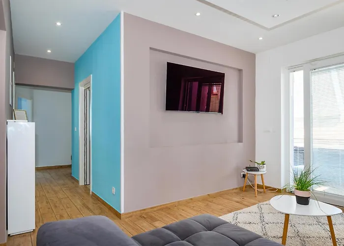 Διαμέρισμα Lovely In *