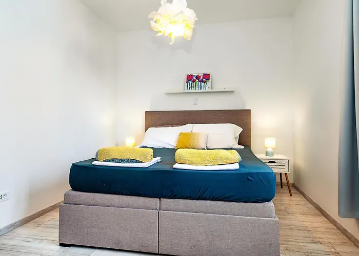 아파트 Lovely In 시베니크