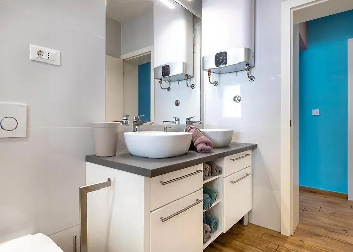 Διαμέρισμα Lovely In Σίμπενικ